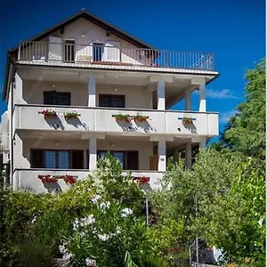 Loncar Apartment Krk Town